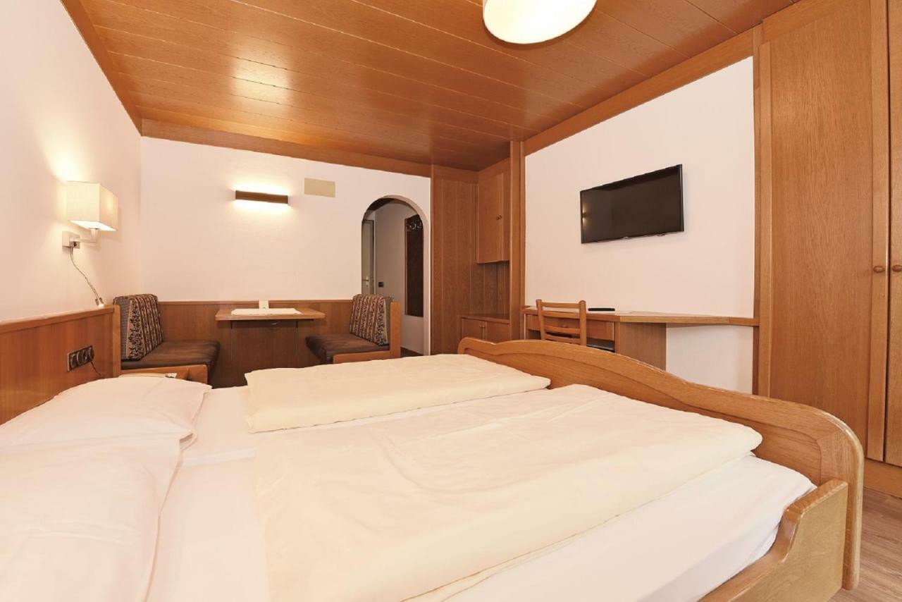 Bed & Breakfast Garni Vanadis *
